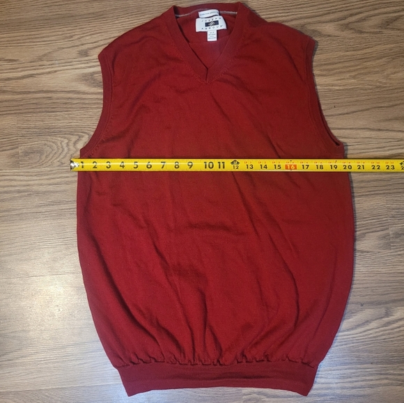 Joseph Abboud Merino Wool V-Neck Sweater - Picture 6 of 6